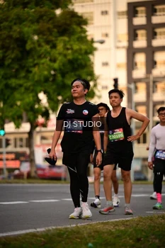 Runner Photo 4124952