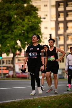Runner Photo 4124954