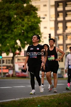 Runner Photo 4124958