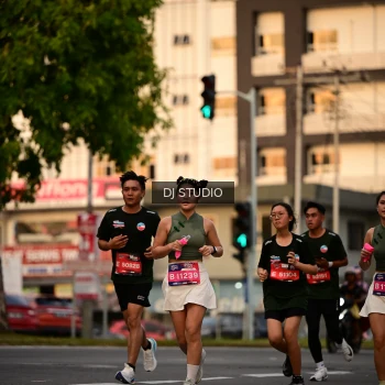 Runner Photo 4124999