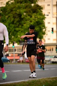 Runner Photo 4125000