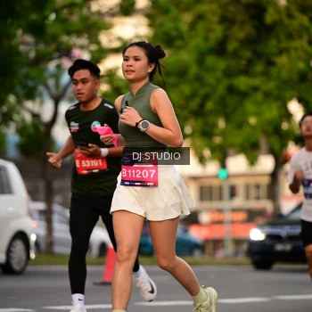 Runner Photo 4125036