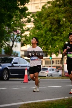 Runner Photo 4125042