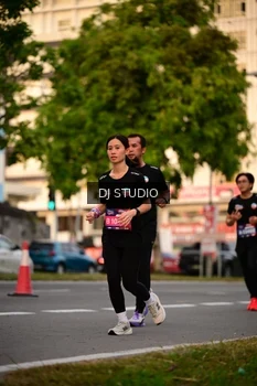 Runner Photo 4125070