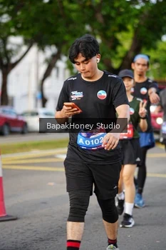 Runner Photo 4125075