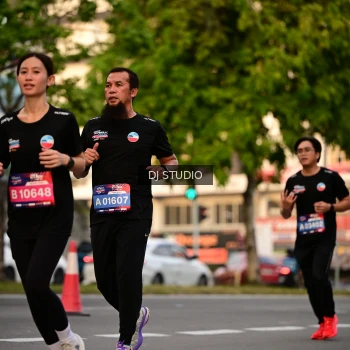 Runner Photo 4125078