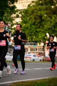 Runner Photo 4125082