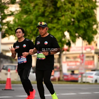 Runner Photo 4125104