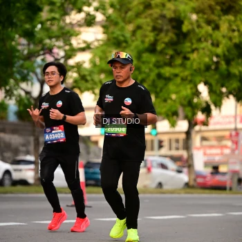 Runner Photo 4125108