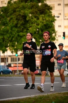 Runner Photo 4125122