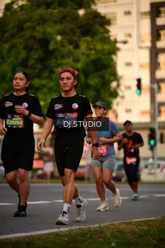 Runner Photo 4125132