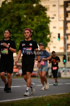 Runner Photo 4125134