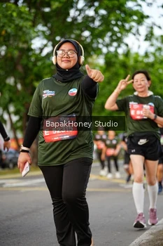 Runner Photo 4125138