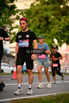 Runner Photo 4125145