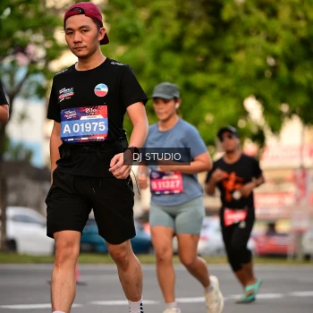 Runner Photo 4125155