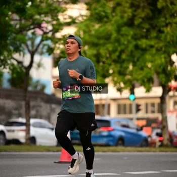 Runner Photo 4125180