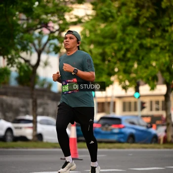 Runner Photo 4125189