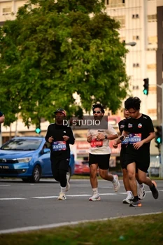 Runner Photo 4125223