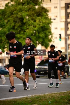 Runner Photo 4125241