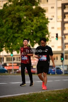 Runner Photo 4125270