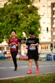 Runner Photo 4125274