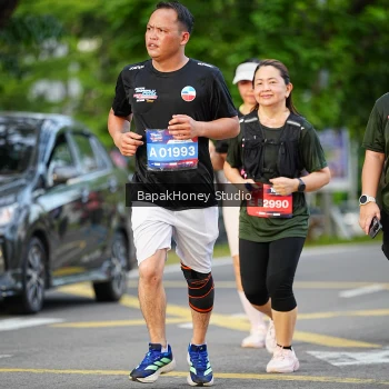 Runner Photo 4125280