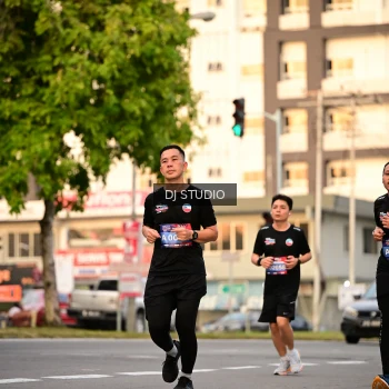 Runner Photo 4125288