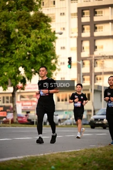 Runner Photo 4125295