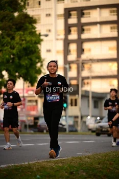 Runner Photo 4125310