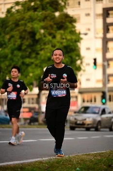 Runner Photo 4125320