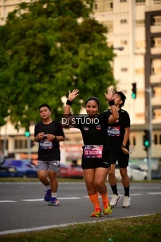 Runner Photo 4125341