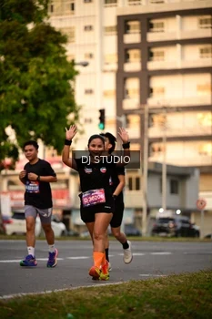 Runner Photo 4125343