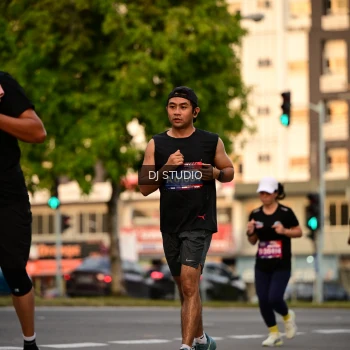 Runner Photo 4125408