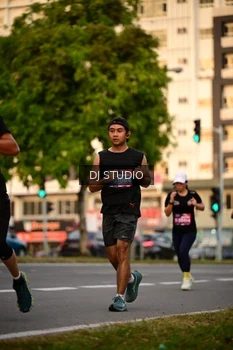 Runner Photo 4125409