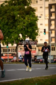 Runner Photo 4125410