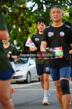 Runner Photo 4125412