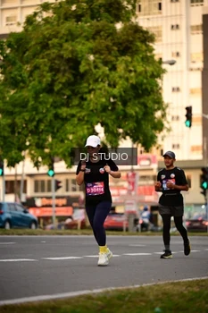 Runner Photo 4125423