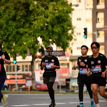 Runner Photo 4125430