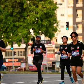 Runner Photo 4125434