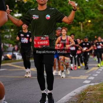 Runner Photo 4125445