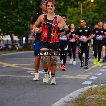 Runner Photo 4125446