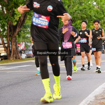 Runner Photo 4125474