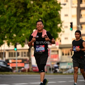 Runner Photo 4125475