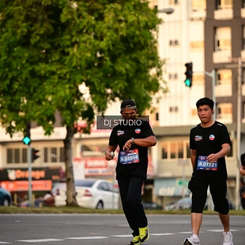 Runner Photo 4125477