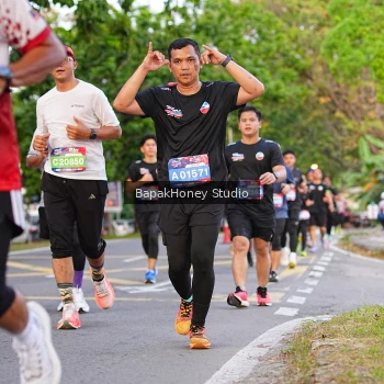 Runner Photo 4125486