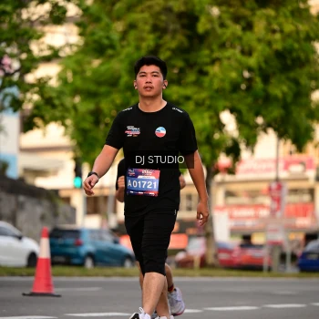 Runner Photo 4125510