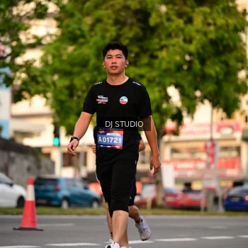 Runner Photo 4125511