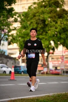 Runner Photo 4125512