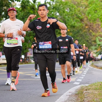 Runner Photo 4125522