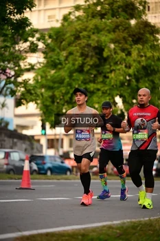 Runner Photo 4125530